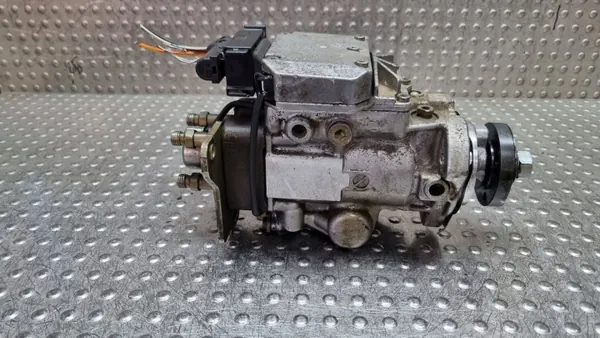 Bomba de inyección OEM S26383121 para Ford Focus image 3