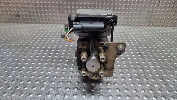 Bomba de inyección OEM S26383121 para Ford Focus image 4