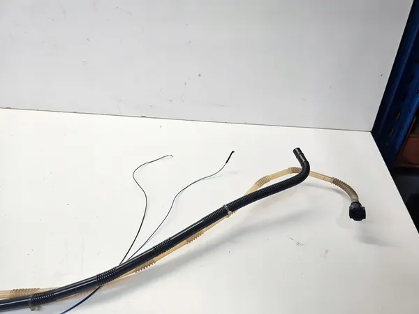 Sensor de nível de combustível Audi A6 C6 image 2