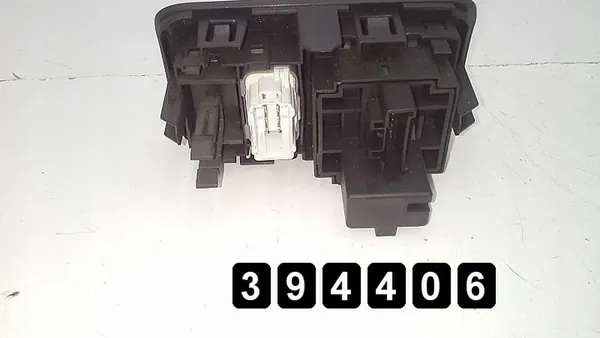 Interruptor Renault Megane 2005 88020001 image 2