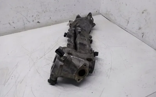 Begagnad insugsgrenrör OEM A6420900337 Mercedes E image 3