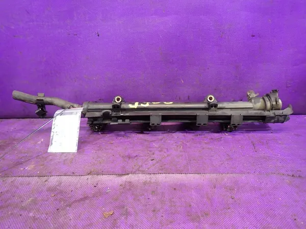 Rail d'injection Volkswagen OE 030133319L image 3