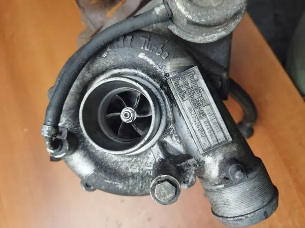 Turbocompresor Citroen Peugeot 2.0HDI image 3