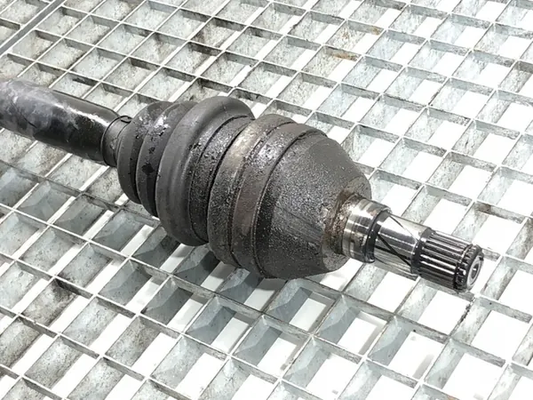 Höger fram drivaxel Opel Astra J 13356123 image 3