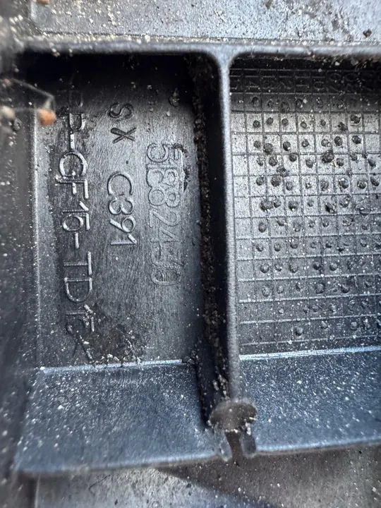 FIAT 500 LIFT 2015- Scivolo di montaggio paraurti posteriore destro OEM image 2