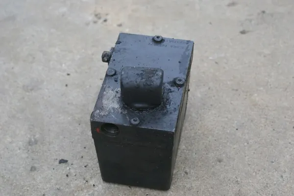 Pompe de basculement de cabine Scania 1477877, 04207951 image 3