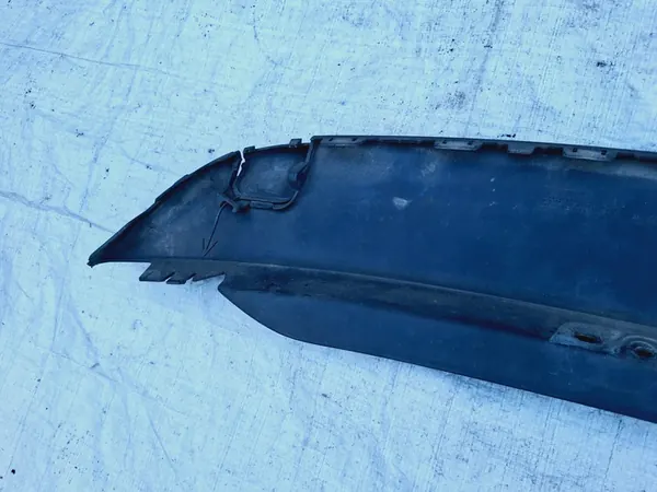 Bakre stötfångare nedre spoiler VW Golf VI image 8