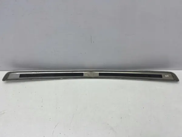 OEM A2146933000 Chromleiste Heckstoßstange Mercedes E-Klasse image 3