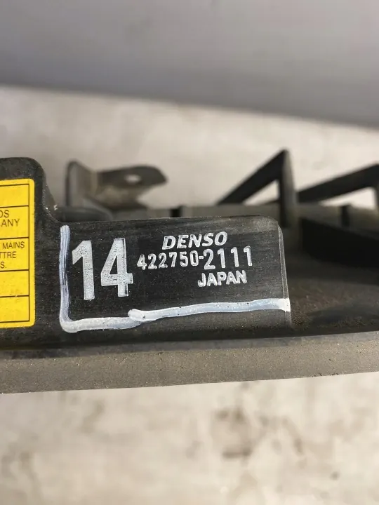Kylarfläkt Lexus LS 4 OEM 1671138100 (2006-2009) image 9