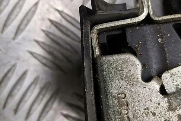 Bagagelås SEAT LEON 2.0L Diesel 2006 5P5827505 image 3