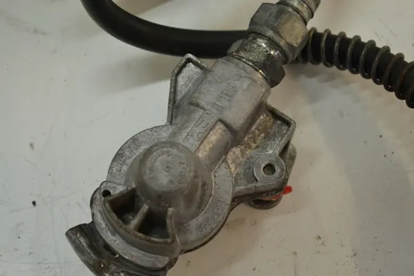 Tuyau d'air spiralé pour remorque Actros MP4 image 6