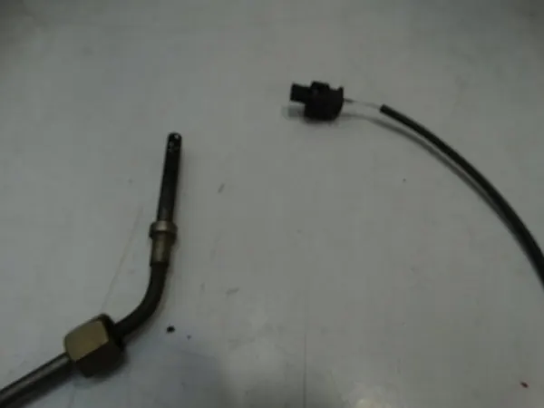 Sensor de temperatura de escape Mercedes-Benz OE A 007 153 89 28 image 3