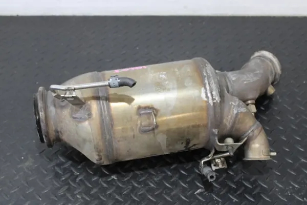 Katalysaattori OEM 05L131775 Audi A6 C8:lle image 2