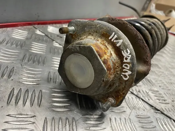Vorderer Linker Stoßdämpfer OEM 25444752 für Daihatsu Cuore VII image 6