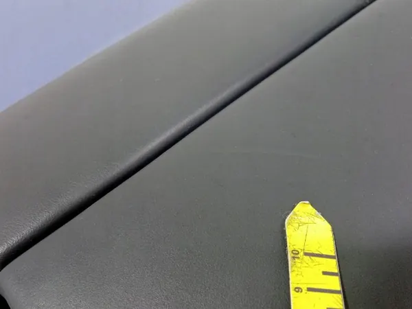 BMW IX I20 mittkonsol armstöd OEM 1431317 image 10