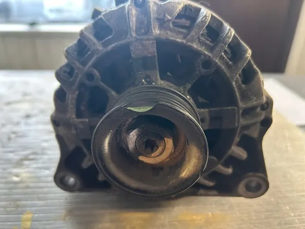 Vaihtovirtageneraattori Peugeot 307 2.0 16V OE 96 496 114 80 image 2