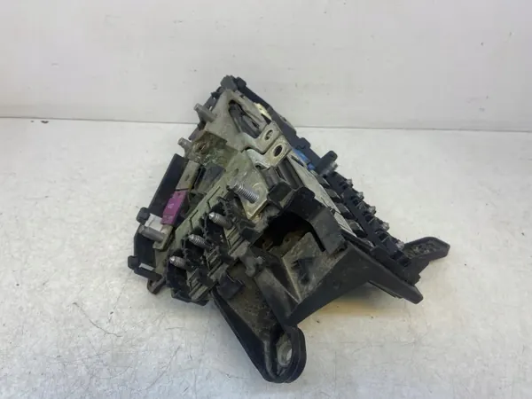 Caja de fusibles A2055402250 para Mercedes W205 image 6