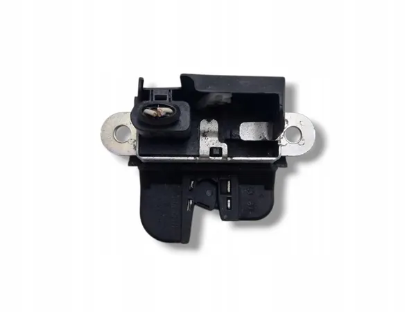 Bagagelåset Skoda Yeti 2011 5L6827505C image 3