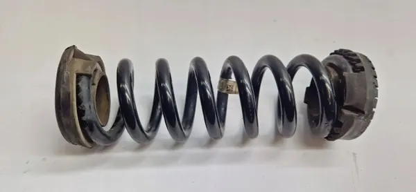 Ressort arrière Maserati Ghibli OEM 067000594 image 2