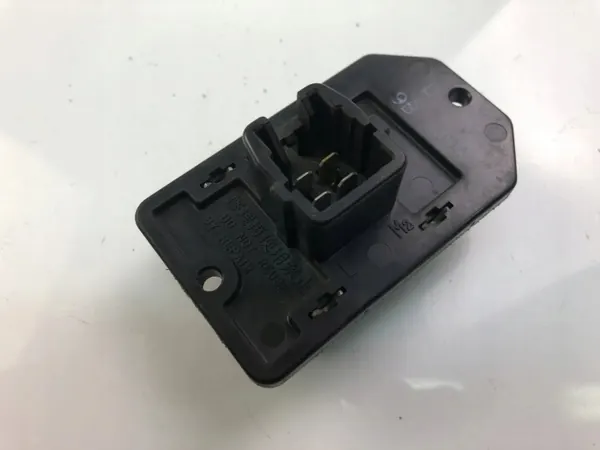 Relais OEM 123456 voor Mazda MPV II (LW) 2001 image 4