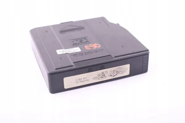 Chargeur 6 CD BMW OEM 8364931 image 4