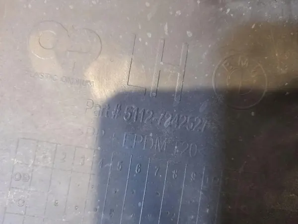 BMW X5 E70 2008 Bakre stötfångarhörn vänster image 5