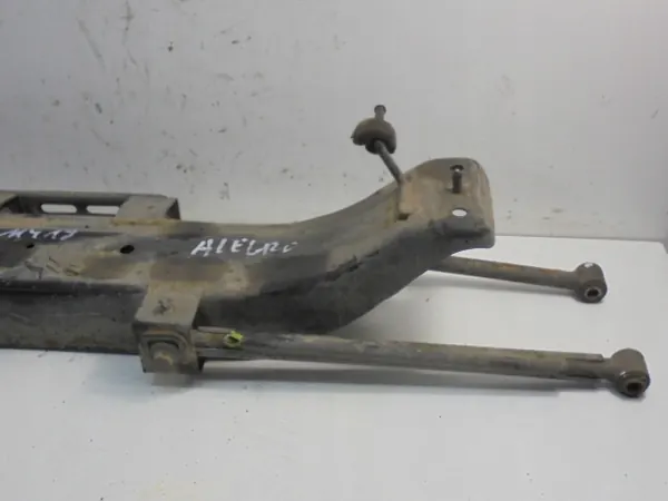 Hinterachsschwinge OEM AK-12-725506 für Chevrolet image 8