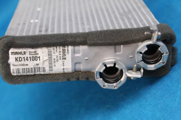 AUDI A4 B9 2.0 TDI Warmtewisselaar 8W0898037 image 6