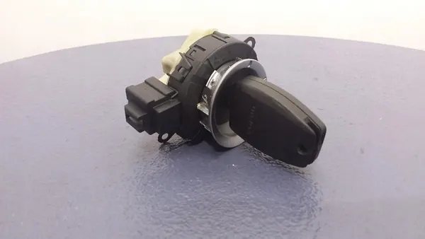 VOLVO S40 II Sytytyskytkin 30659837 image 4