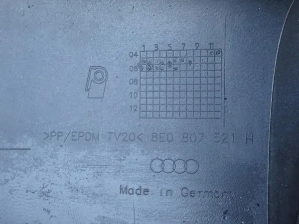 AUDI A4 B7 SEDAN KOMBI BAKRE STÖTFANGERSPOILER OEM 8E0807521H image 7