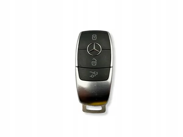 Clé Mercedes-Benz OEM A1779056704 pour EQB X243 image 2