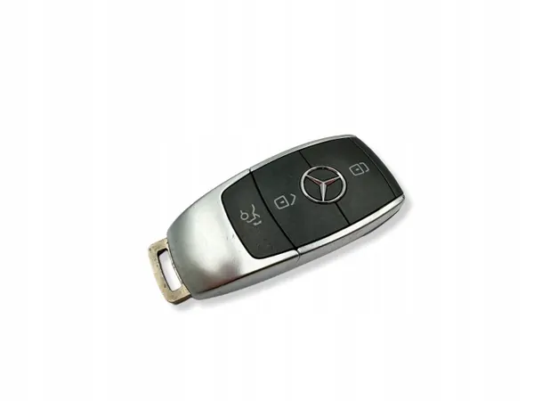 Clé Mercedes-Benz OEM A1779056704 pour EQB X243 image 5