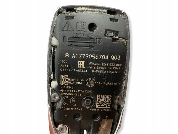 Clé Mercedes-Benz OEM A1779056704 pour EQB X243 image 7