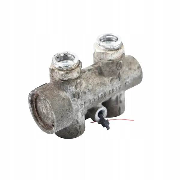 Mercedes W245 Thermostaat Olie Koelslang A1695010165 image 2