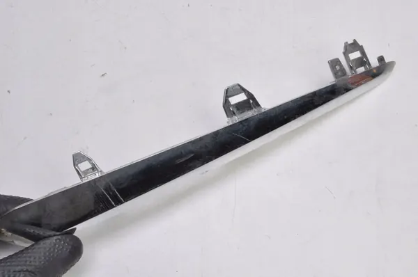 TOYOTA YARIS III Kromlist Höger 52125-0D090 image 4