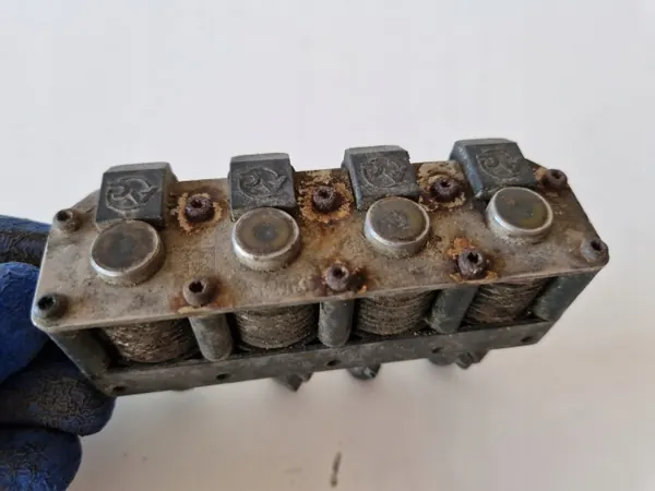 LPG-insprutningsräls OEM 67R-017064 för Mazda Tribute image 6
