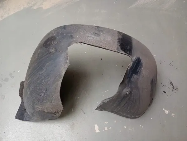 Volkswagen OE 1K5805977B Wheel Arch image 3