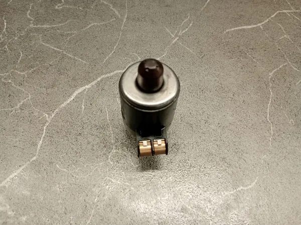 Elektroventiel Mercedes 722.6 A1402770398 image 2