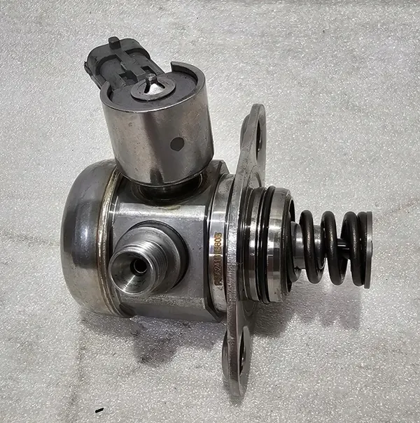 Bränslepump OEM 7.06032.31.0 för Ford/Volvo 1.6 Bensin image 3