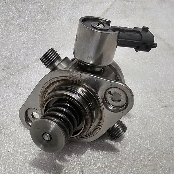 Bränslepump OEM 7.06032.31.0 för Ford/Volvo 1.6 Bensin image 4