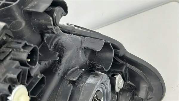 TYC 20-15700-06-2 Reflector image 6