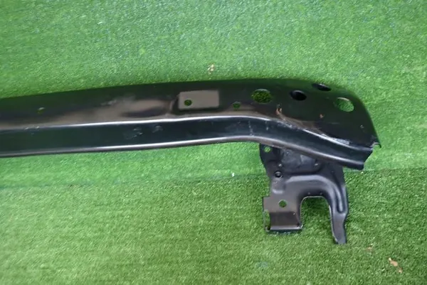 VW T5 03-10 Etupuskuri image 3