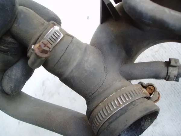 Ilmansuodatinletku Audi A6 C5 1.8T image 2