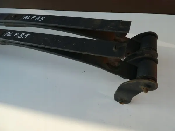 Achterveringveer OEM 2K5511151AQ voor Caddy III image 3