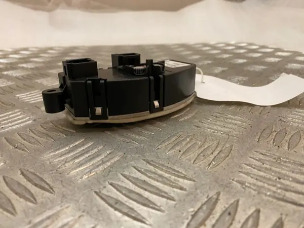 Blowerweerstand OEM A2229060301 voor Mercedes CLS image 4