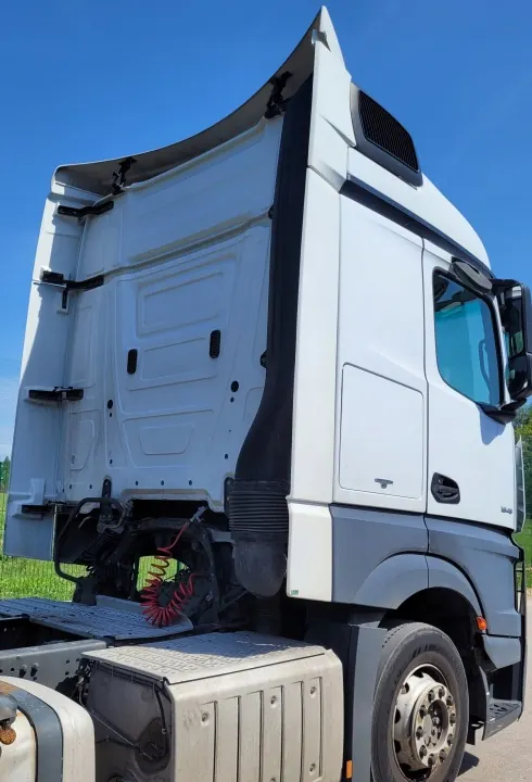 Squelette de Cabine + Portes Mercedes-Benz OE image 4