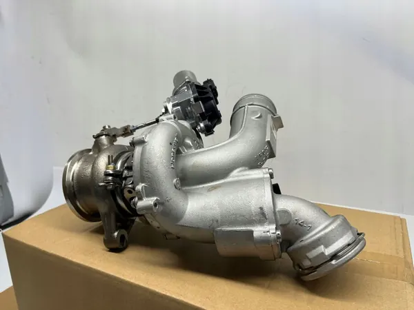 Turbina Audi Q3 2.0 06K145715D image 3