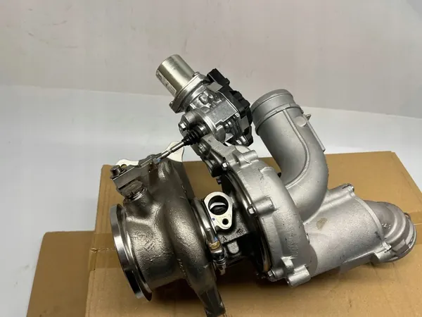 Turbina Audi Q3 2.0 06K145715D image 8