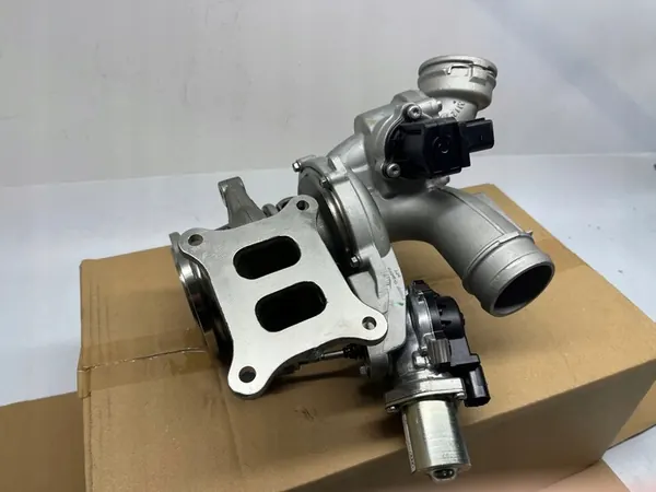 Turbina Audi Q3 2.0 06K145715D image 9
