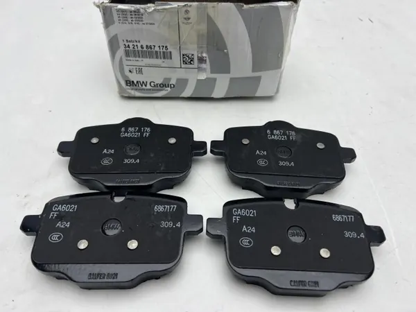 OEM 6867175 frambromsbeläggssats för BMW G-serien image 2